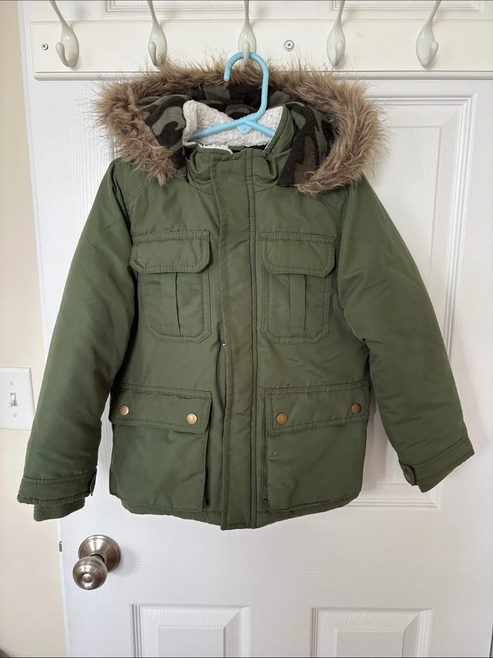Carter's Olive Green Hooded Puffer Jacket with Faux Fur Trim size 5/6
